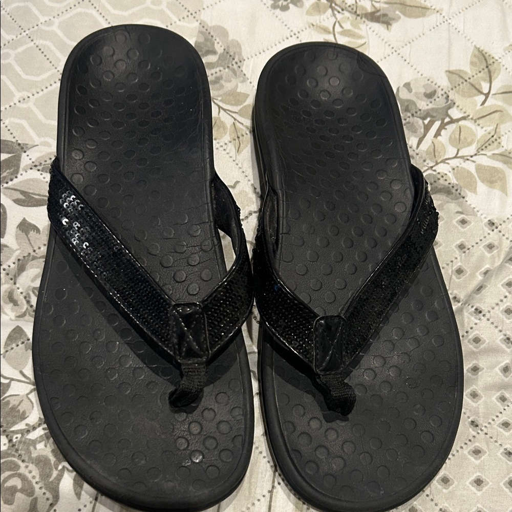 Vionic Black Sequin Sandals